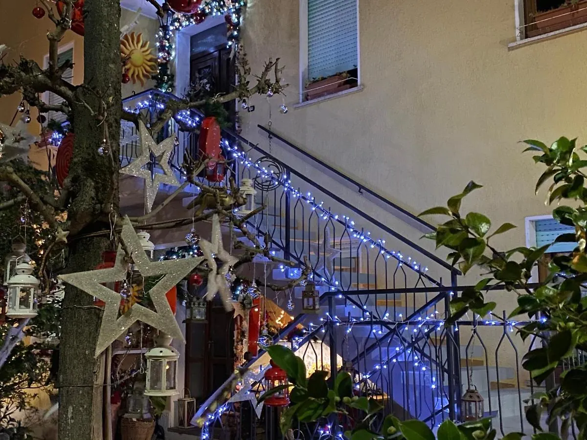 Clua Holiday House Porto Ceresio Apartment